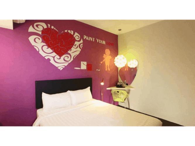 ג'והור בהרו Hotel Zamburger Bliss מראה חיצוני תמונה